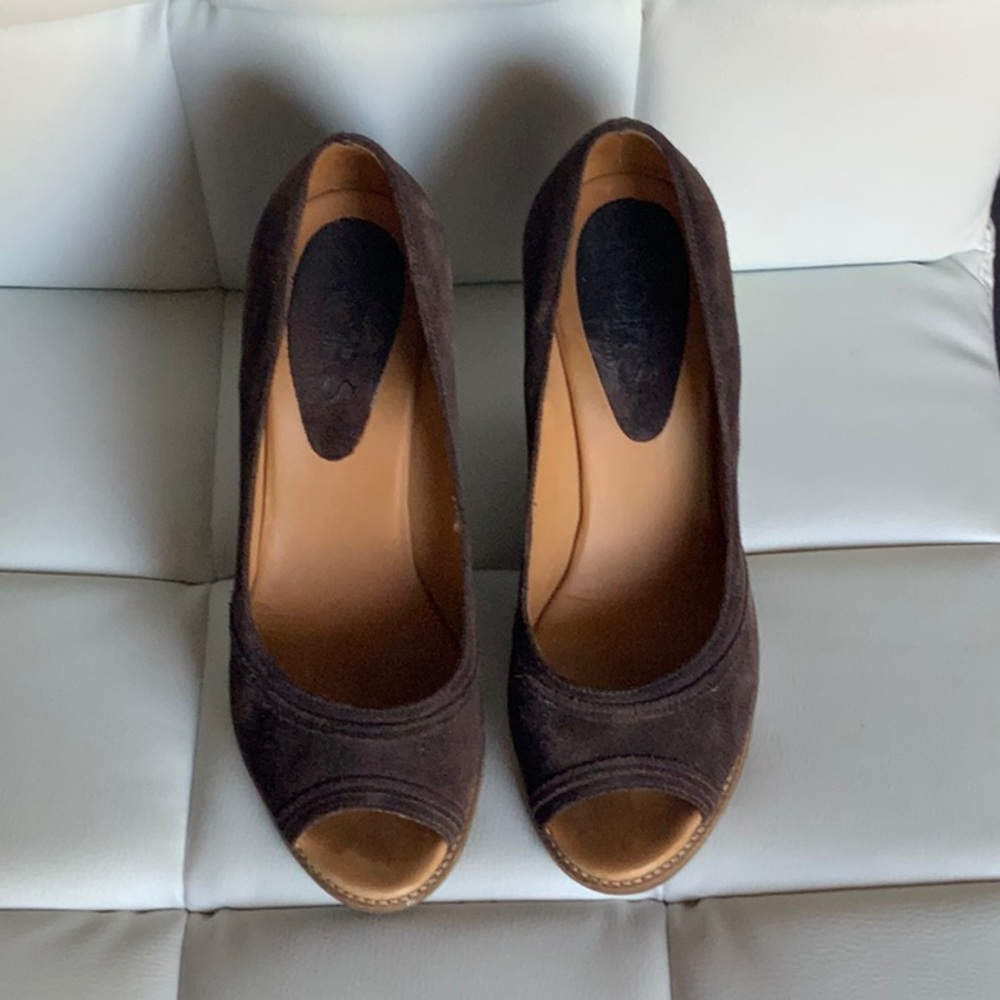 Michael Kors brown open toe suede wedges platforms size 7.5
